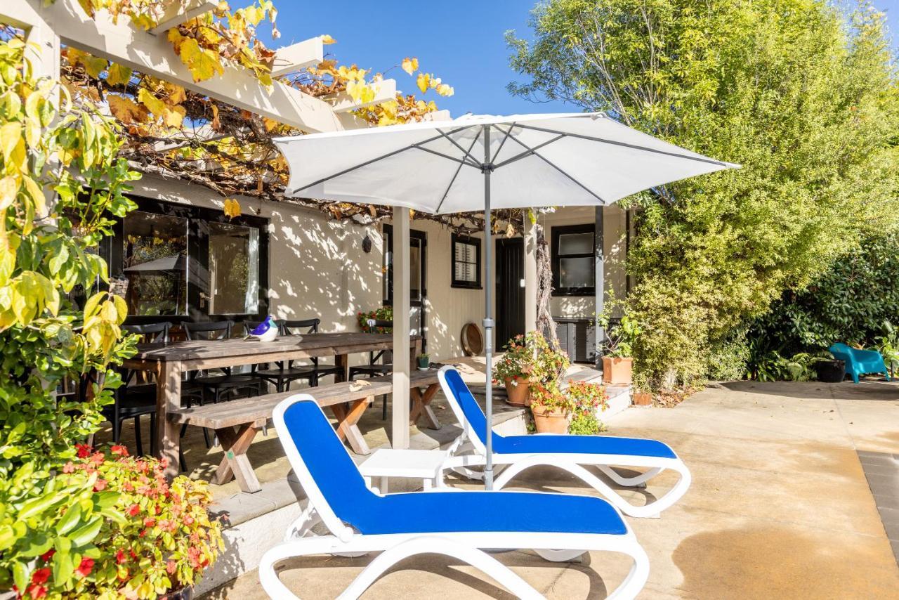 The Village Apartment, Just Steps To The Village Shops, Bars And Restaurants แฮฟล็อค นอร์ท ภายนอก รูปภาพ